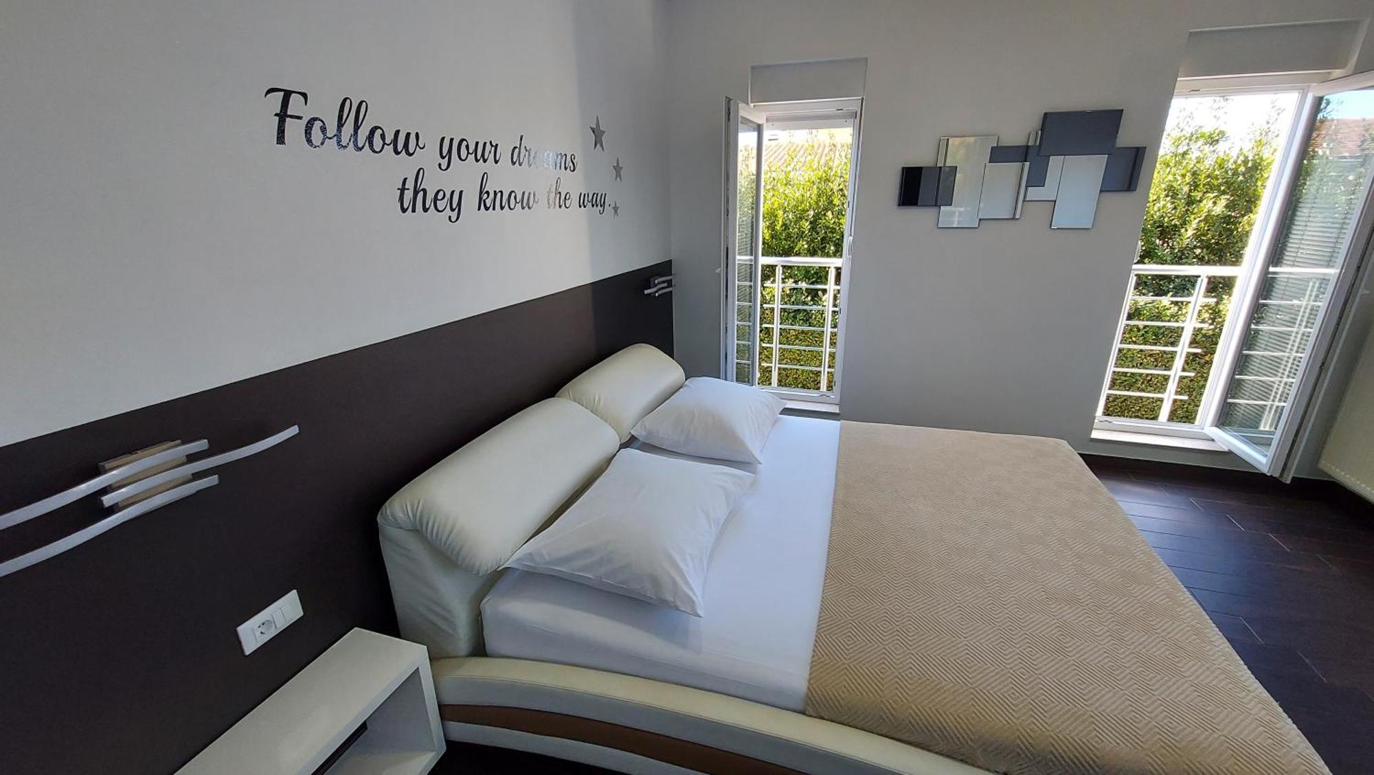 Apartment Sunny Spell Zadar Exterior photo